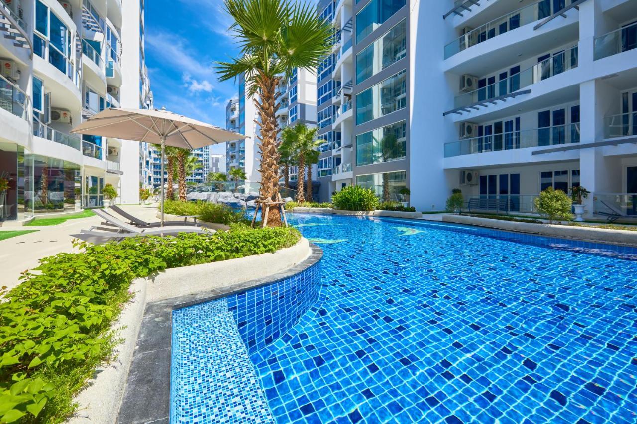 Grand Avenue By Tech Leilighet Pattaya Eksteriør bilde